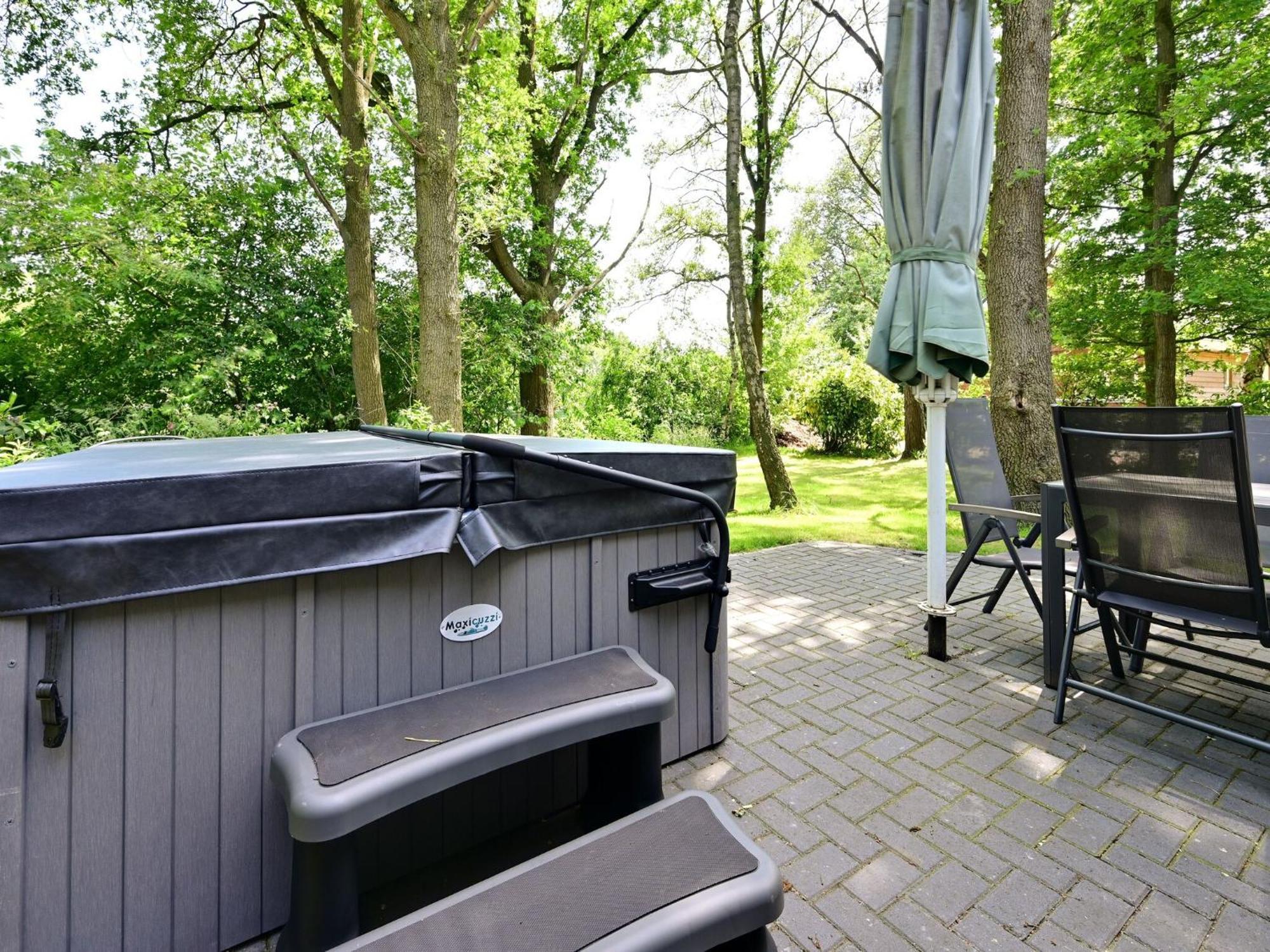 Chalet With Gorgeous View Of The Natural Surroundings Weerselo المظهر الخارجي الصورة