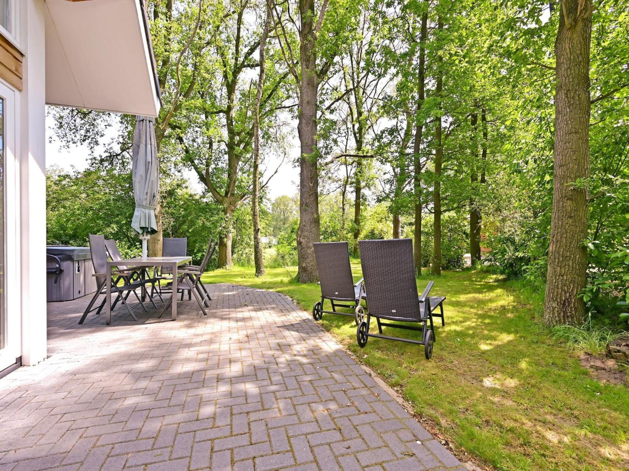 Chalet With Gorgeous View Of The Natural Surroundings Weerselo المظهر الخارجي الصورة