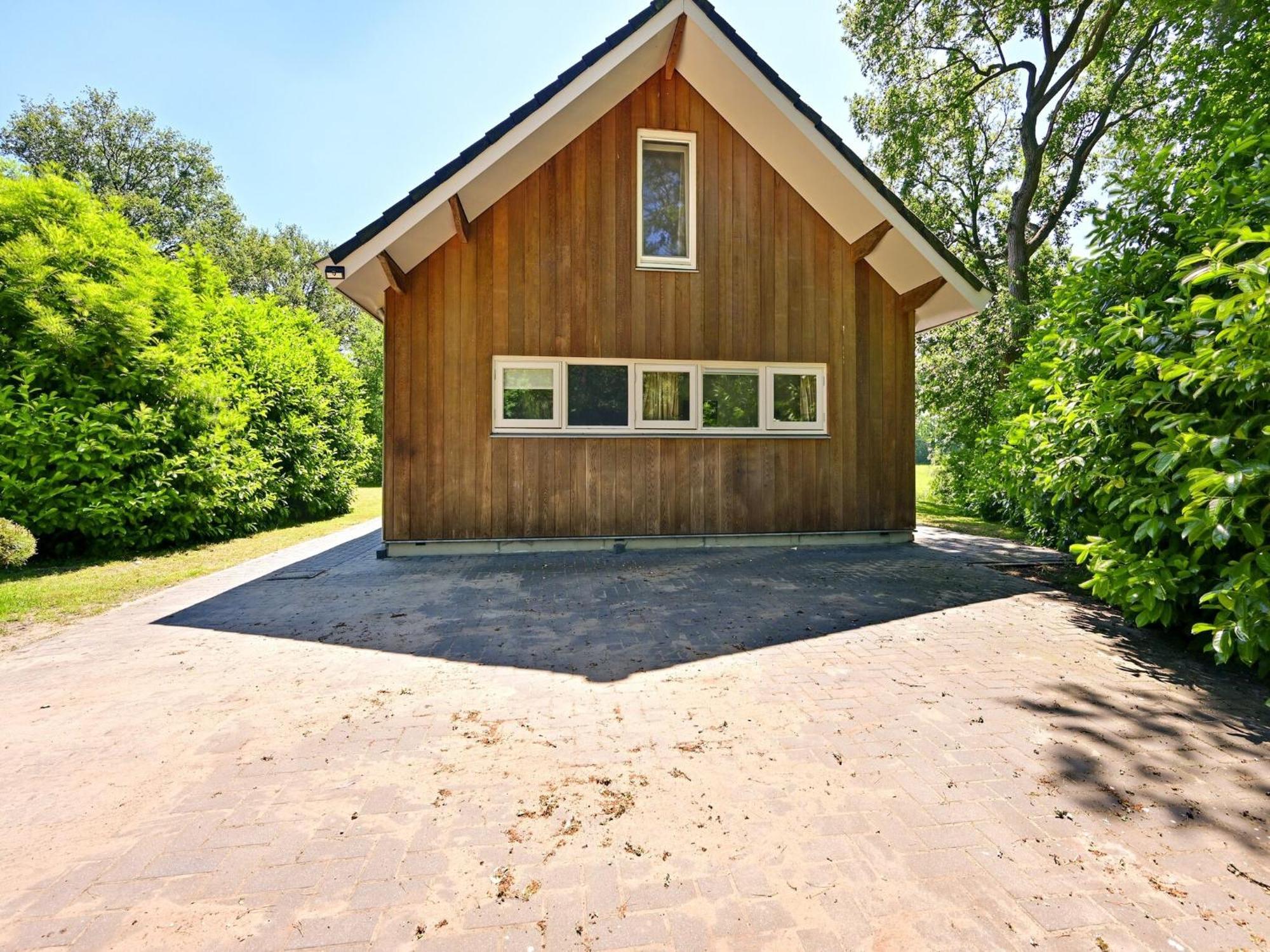 Chalet With Gorgeous View Of The Natural Surroundings Weerselo المظهر الخارجي الصورة